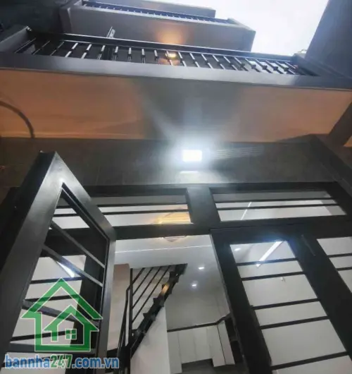 CHỈ 3,2 TỶ – LẠC LONG QUÂN – GẦN BẢY HIỀN – NHÀ MỚI XÂY 3 TẦNG – 2PN – SỔ RIÊNG... Bán nhà riêng tại Tân Hòa, Hồ Chí Minh 01