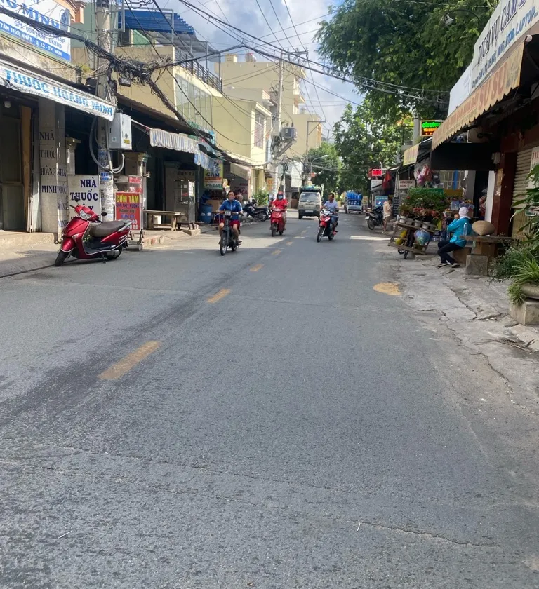 Bán nhà mặt tiền phường Tân Thới Nhất, Quận 12, diện tích 146m2, giá 18 tỷ đồng... Bán nhà mặt phố tại Đông Hưng Thuận, Hồ Chí Minh 01