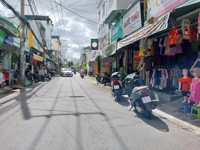 Cơ hội sở hữu nhà mặt tiền vị trí đắc địa tại Quận 12 giá chỉ 4 tỷ... Bán nhà mặt phố tại Trung Mỹ Tây, Hồ Chí Minh 01