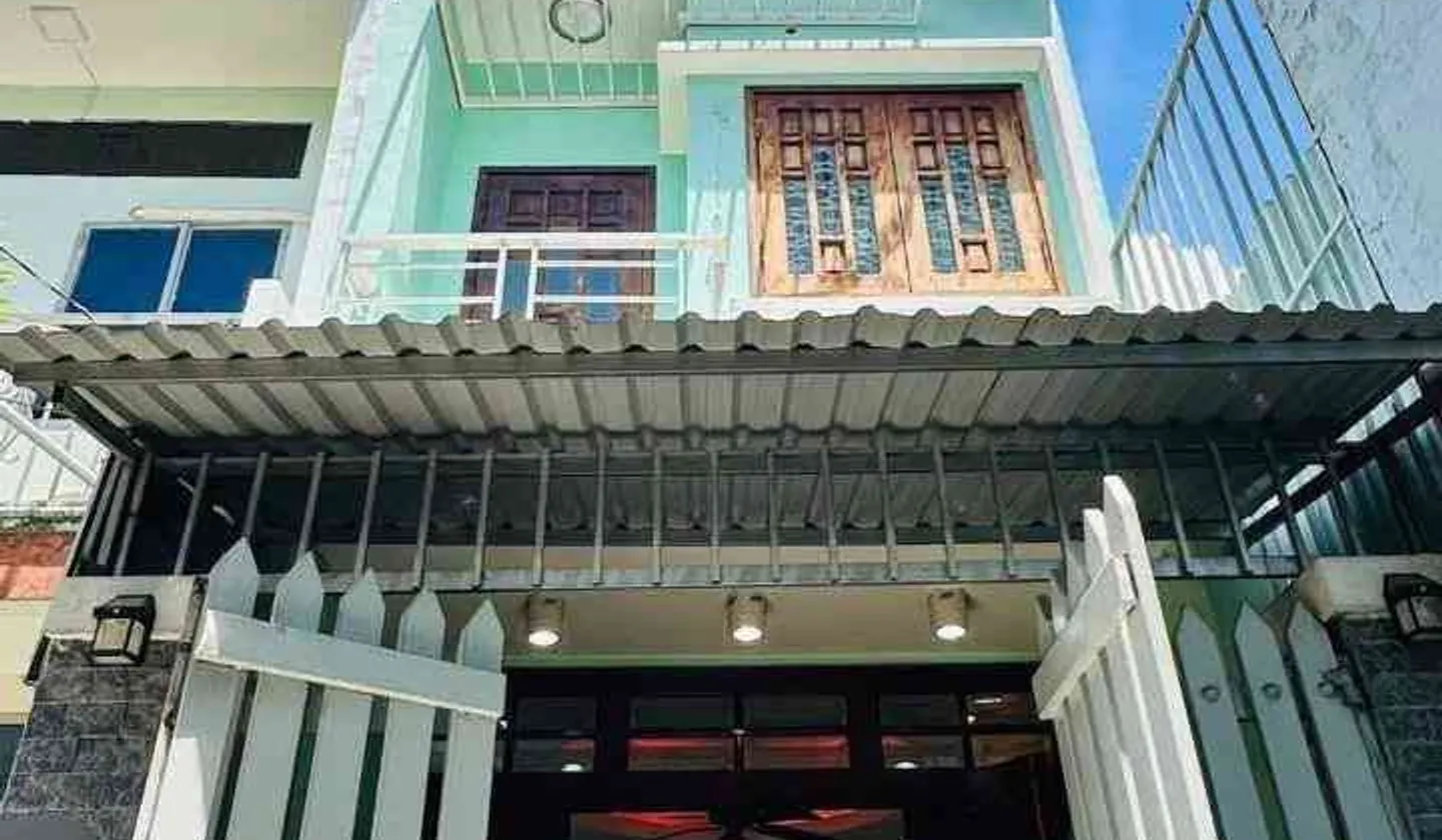 Nhà Đẹp 3 Tầng Phong Cách Hiện Đại Ngay Trung Tâm P16... Bán nhà riêng tại An Hội Đông, Hồ Chí Minh 01