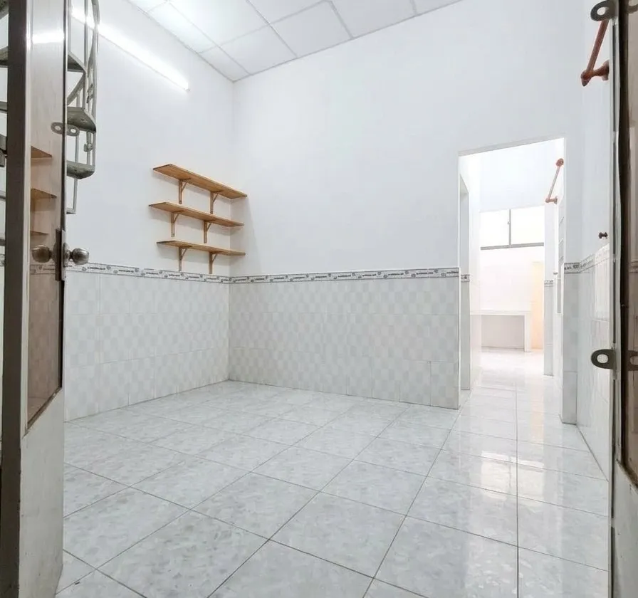Nhà Tân Phú ngay Lũy Bán Bích - Huỳnh Thiện Lộc, 2 tầng ở ngay - ngang gần 4m – 58m2 - hơn 3 tỷ.... Bán nhà riêng tại Tân Phú, Hồ Chí Minh 01