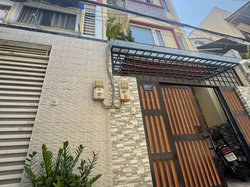Nhà 3 tầng xinh xắn gần sân bay Tân Bình, giá chỉ 7.25 tỷ... Bán nhà riêng tại Bảy Hiền, Hồ Chí Minh 01