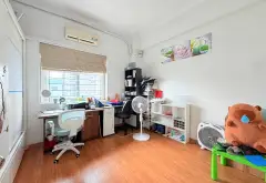 Chủ bán gấp chung cư 3 phòng ngủ diện tích 78,4 m2 tại Bán đảo Linh Đàm, hơn 5 tỷ... Bán căn hộ chung cư tại Hoàng Liệt, Hà Nội 06