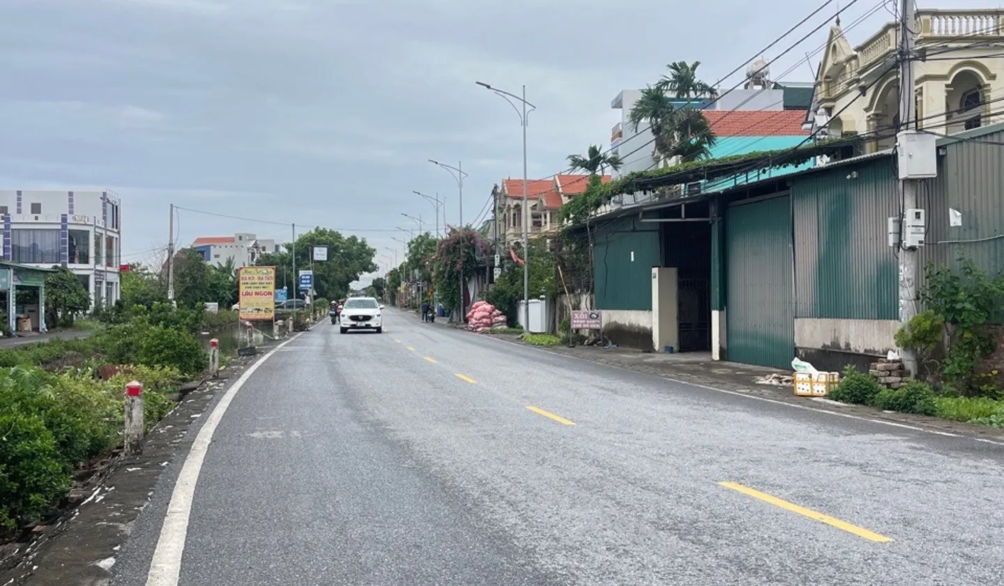 Bán đất mặt tiền rộng tại phường Thượng Hồng, tỉnh Hưng Yên... Bán đất tại Thượng Hồng, Hưng Yên 01