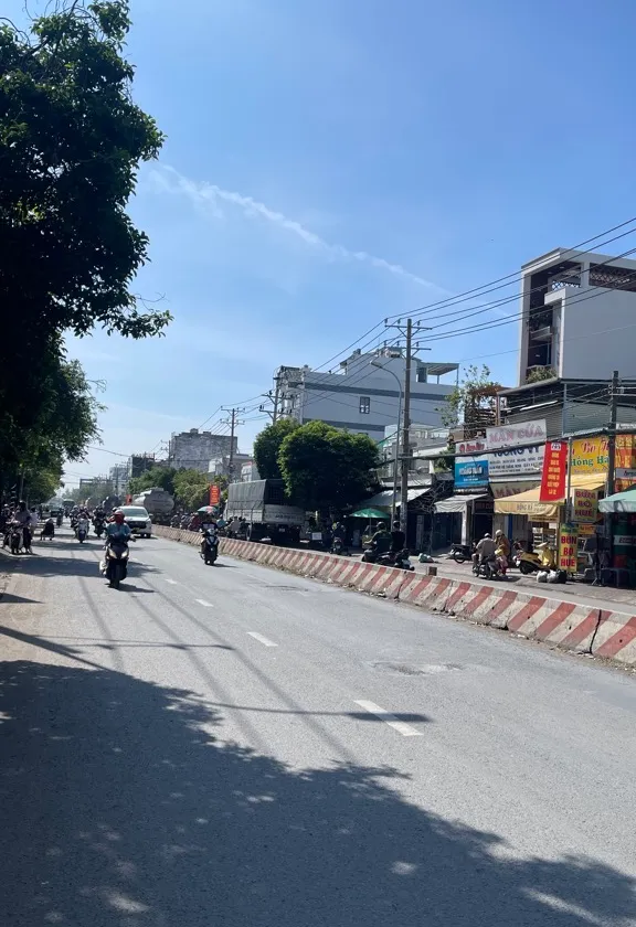 Nhà mặt phố Nhà Bè giá tốt, tiện kinh doanh đỉnh... Bán nhà mặt phố tại Nhà Bè, Hồ Chí Minh 01