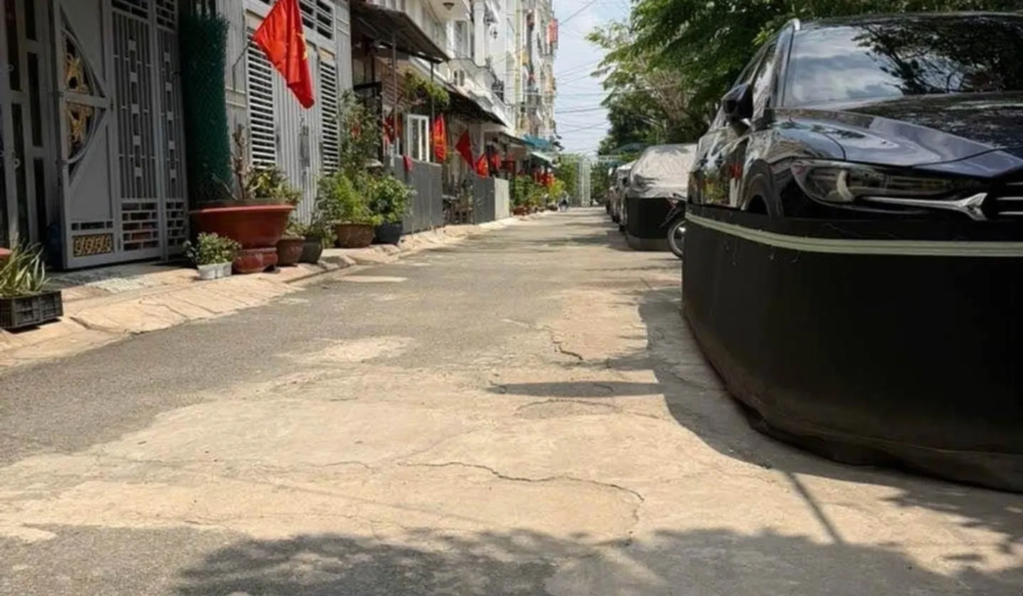 Cơ hội sở hữu nhà hẻm VIP Lê Văn Khương, 4 tầng hiện đại giá hấp dẫn... Bán nhà riêng tại Tân Thới Hiệp, Hồ Chí Minh 01
