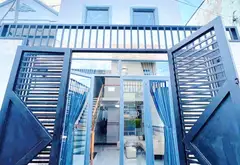 🏡NHÀ 4M x 15M_ 3 PHÒNG NGỦ_HẺM XE HƠI ĐỖ CỬA_LÊ VĂN KHƯƠNG GẦN CẦU VƯỢT TÂN THỚI HIỆP QUẬN 12 💰CH... Bán nhà riêng tại Tân Thới Hiệp, Hồ Chí Minh 01