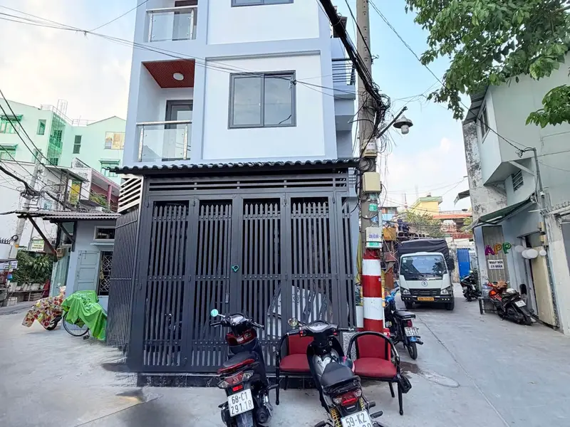 Nhà Mặt Tiền Hẻm Xe Tải Trần Văn Quang - Mới 100% 3PN 3WC... Bán nhà mặt phố tại Bảy Hiền, Hồ Chí Minh 01