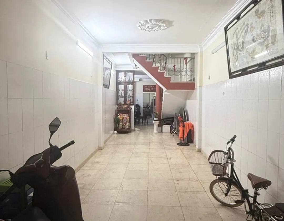 Nhà phố mặt tiền đắc địa, tọa lạc trung tâm quận 10, giá ưu đãi đặc biệt... Bán nhà mặt phố tại Vườn Lài, Hồ Chí Minh 01