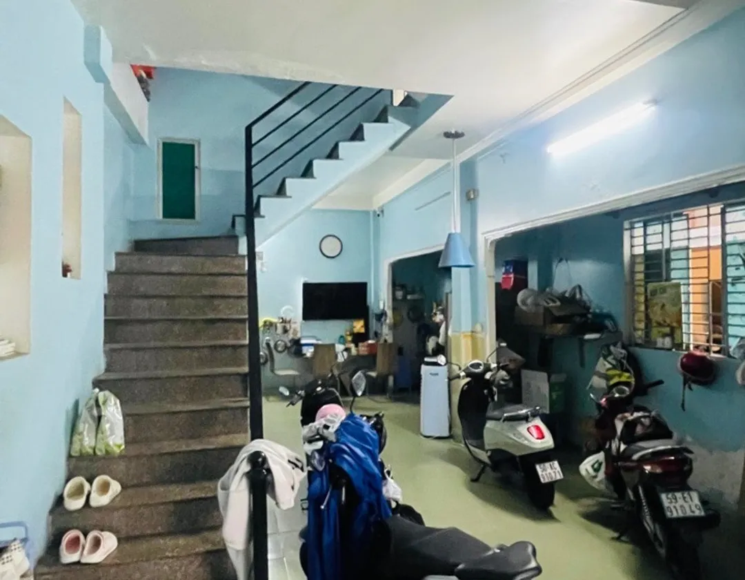 Nhà 4 tầng 5x11m gần Hương Lộ 2, Bình Tân, giá thương lượng... Bán nhà riêng tại Bình Trị Đông, Hồ Chí Minh 01