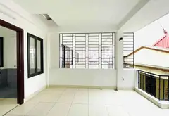 Bán nhà riêng 5 tầng tại Lạc Long Quân gần Hồ Tây, giá 13 tỷ... Bán nhà riêng tại Tây Hồ, Hà Nội 06