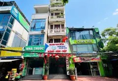 Bán nhà mặt phố phường Phú Diễn, Hà Nội - 5 tầng kinh doanh sầm uất, diện tích 56m2... Bán nhà mặt phố tại Phú Diễn, Hà Nội 02