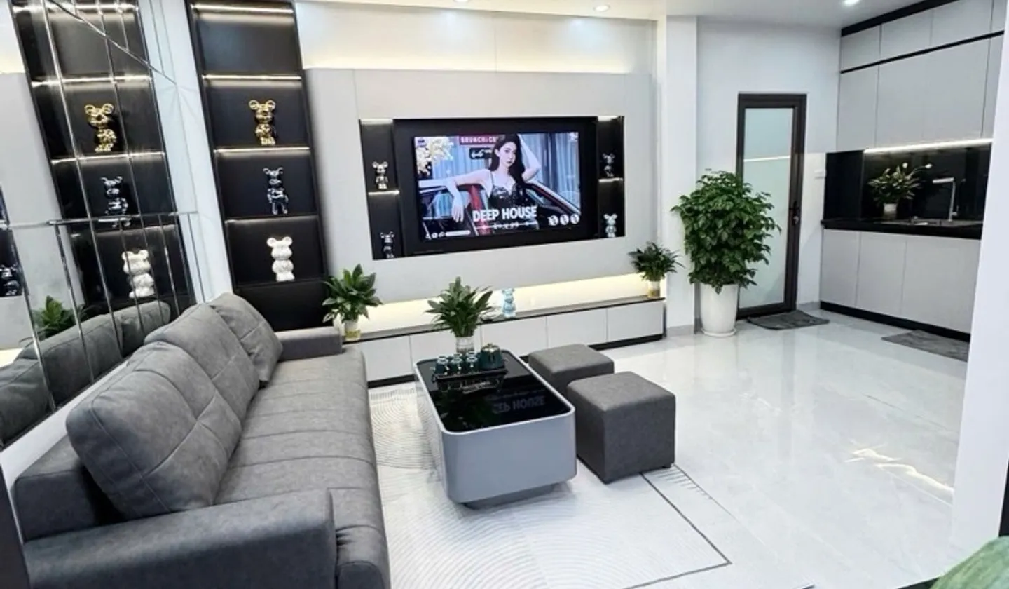 🏡 Nhà Xinh Khâm Thiên - 3 Ngủ, 5 Tầng Chỉ 7.3 Tỷ! ✨... Bán nhà riêng tại Văn Miếu - Quốc Tử Giám, Hà Nội 01
