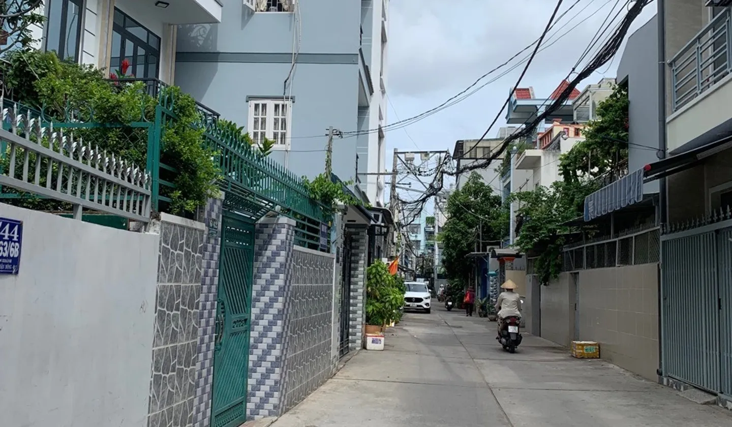 NHÀ NÁT - HẺM OTO THÔNG - ĐƯỜNG 6M - 61M2 - P. TÂN THUẬN - 5,9 TỶ... Bán nhà riêng tại Tân Thuận, Hồ Chí Minh 01