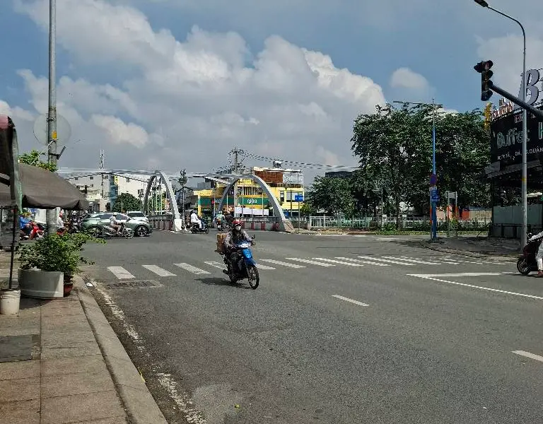 Bán nhà mặt phố 4 tầng, 5 phòng ngủ tại quận Tân Hóa, diện tích 56.3 m2... Bán nhà mặt phố tại Phú Lâm, Hồ Chí Minh 01