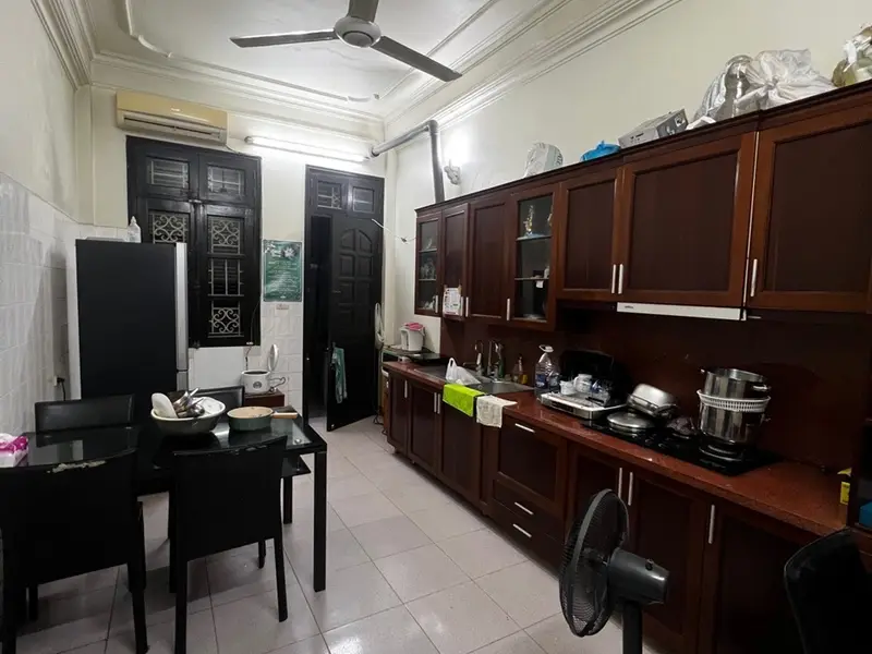 Bán nhà phân lô ô tô Trần Đại Nghĩa, dân xây 4 tầng bề thế, diện tích 68m², tầm giá 15 tỷ... Bán nhà riêng tại Hai Bà Trưng, Hà Nội 01