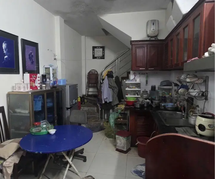 BÁN NHÀ BA ĐÌNH GẦN VINCOM GIẢNG VÕ NGÕ THÔNG NÔNG THOÁNG SÁNG NHÀ DÂN XÂY GIÁ TỐT... Bán nhà riêng tại Giảng Võ, Hà Nội 01