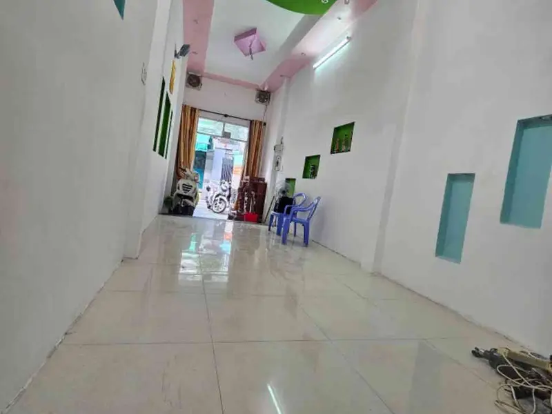 NHÀ MỚI SỬA LẠI - CHÍNH CHỦ LÂU ĐỜI - DIỆN TÍCH TO -... Bán nhà riêng tại Bình Tiên, Hồ Chí Minh 01
