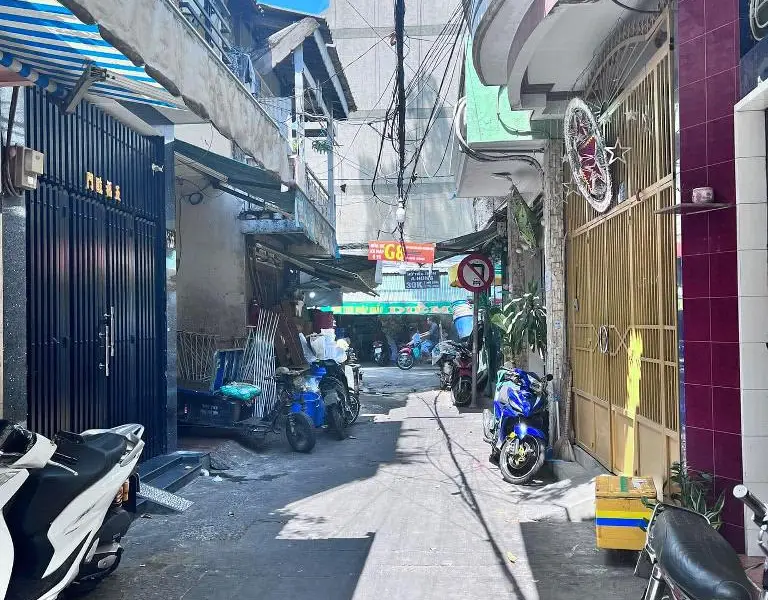 Chốt nhanh nhà hẻm 6m giữa trung tâm sầm uất... Bán owner_side tại Hòa Hưng, Hồ Chí Minh 01