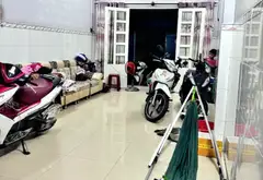 Nhà 2 tầng hẻm xe hơi có sân rộng, vị trí đắc địa ở Tân Tạo, Bình Tân, DT 83m² giá tốt... Bán nhà riêng tại Tân Tạo, Hồ Chí Minh 01