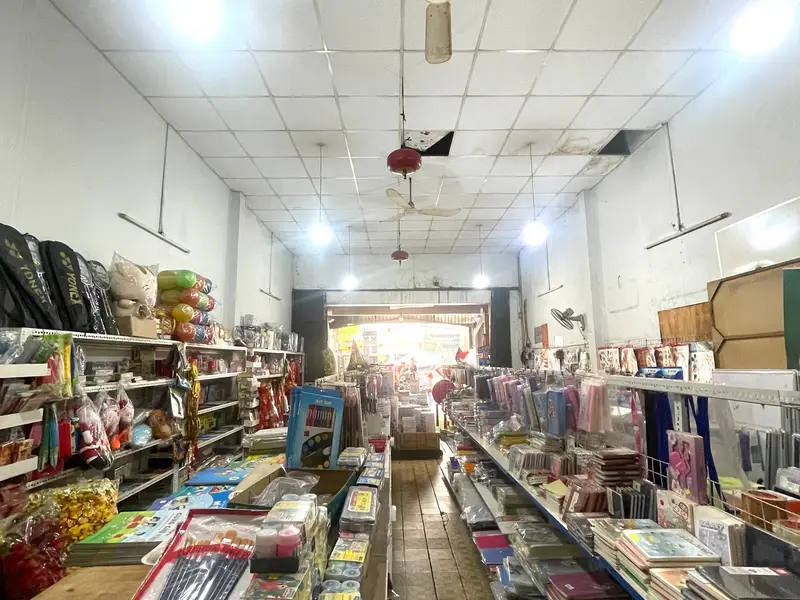 MẶT TIỀN ĐƯỜNG PHAN VĂN HỚN - GIÁ TRONG HẺM- KINH DOANH ĐA NGHÀNH NGHỀ -... Bán nhà mặt phố tại Đông Hưng Thuận, Hồ Chí Minh 01