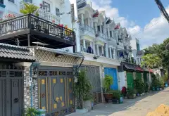 Kho và nhà xưởng mặt tiền rộng tại Quận 12 với đường thông thuận tiện... Bán kho, nhà xưởng tại An Phú Đông, Hồ Chí Minh 01