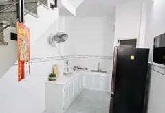 Gần Chợ Xóm Chiếu, 3 tầng, 36m2, nhà mua về ở ngay, trữ tiền, cho thuê dòng tiền tốt, chỉ 6 tỷ nhỉn... Bán nhà riêng tại Khánh Hội, Hồ Chí Minh 02