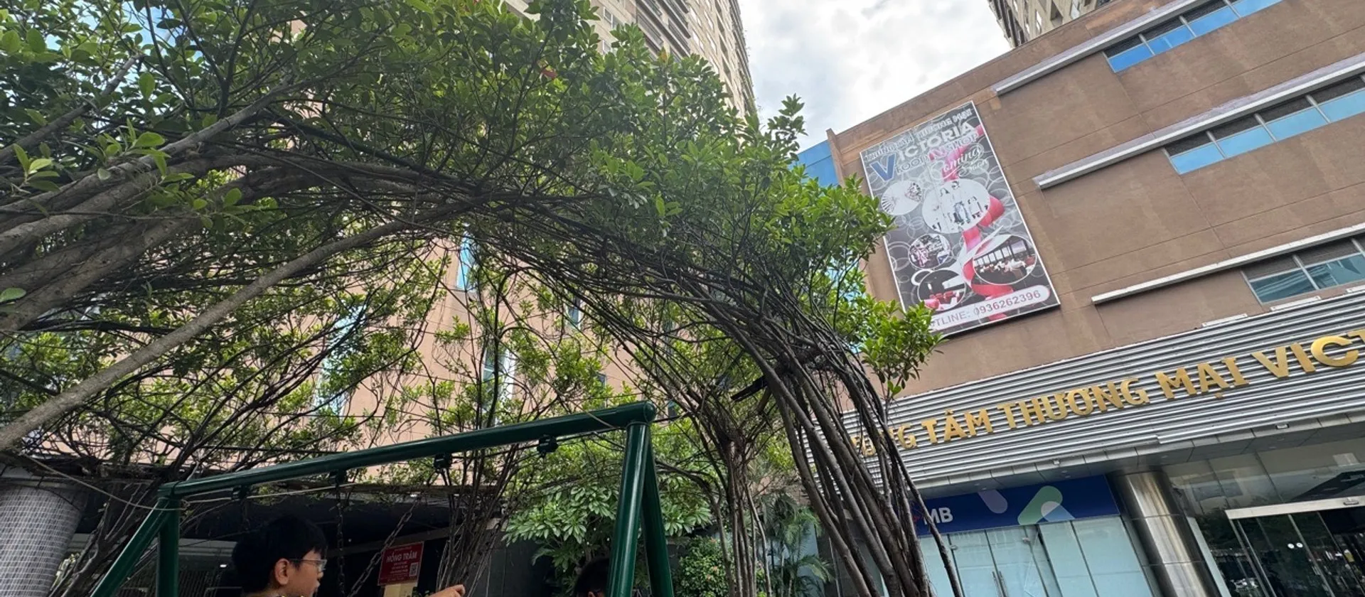 Bán căn hộ 2 phòng ngủ tại P. Văn Phú, diện tích 69,9 m², giá 5,25 tỷ VNĐ... Bán căn hộ chung cư tại Kiến Hưng, Hà Nội 01