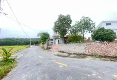 BÌA LÀNG VIEW ĐỒNG- HƯỚNG NAM MÁT MẺ QUANH NĂM- ĐƯỜNG TRẢI NHỰA RỘNG 3 OTO TRÁNH- CÁCH QUỐC LỘ 3 1... Bán đất tại Sóc Sơn, Hà Nội 04