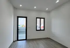 Nhà sang Long Biên, thang máy, ô tô đỗ cửa, giá tốt... Bán nhà riêng tại Long Biên, Hà Nội 09
