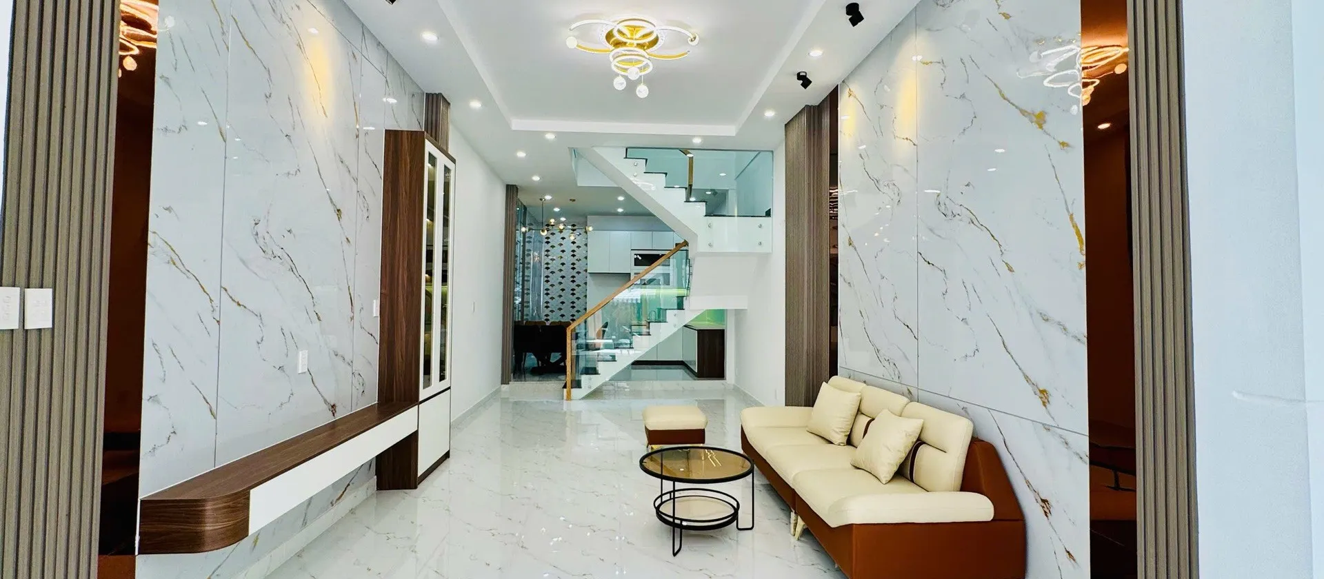 Cơ hội sở hữu nhà mặt tiền kinh doanh đắc địa tại Âu Cơ Tân Bình... Bán nhà riêng tại Tân Bình, Hồ Chí Minh 01