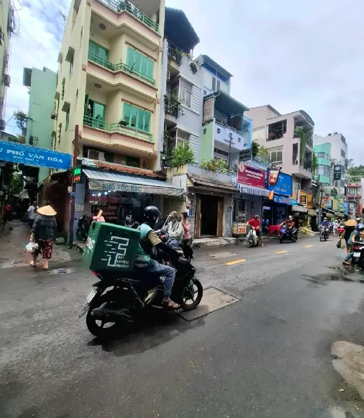 Nhà mặt phố sầm uất, doanh thu cao, cơ hội hiếm tại trung tâm thành phố... Bán nhà mặt phố tại Hòa Hưng, Hồ Chí Minh 01