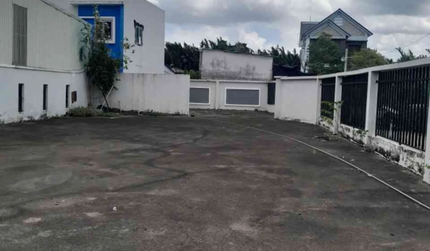 Nhà mặt phố rộng rãi, vị trí vàng Bình Chánh, giá hấp dẫn... Bán nhà mặt phố tại Tân Nhựt, Hồ Chí Minh 01