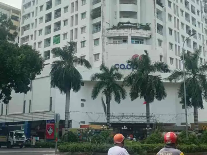NGAY CƯ XÁ LỮ GIA - HẺM XE HƠI - NHÀ 5 TẦNG ĐÚC BTCT - 50M2 - 3PN... Bán nhà riêng tại Tân Hòa, Hồ Chí Minh 01