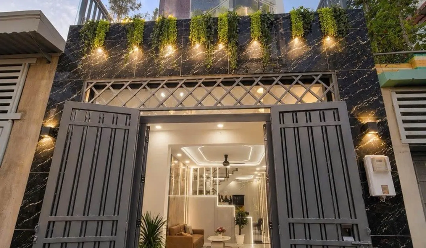 5.55 TỶ CHỐT – CĂN NHÀ ĐẸP ĐÁNG XEM NHẤT TẦM GIÁ 🌹... Bán nhà riêng tại Trung Mỹ Tây, Hồ Chí Minh 01