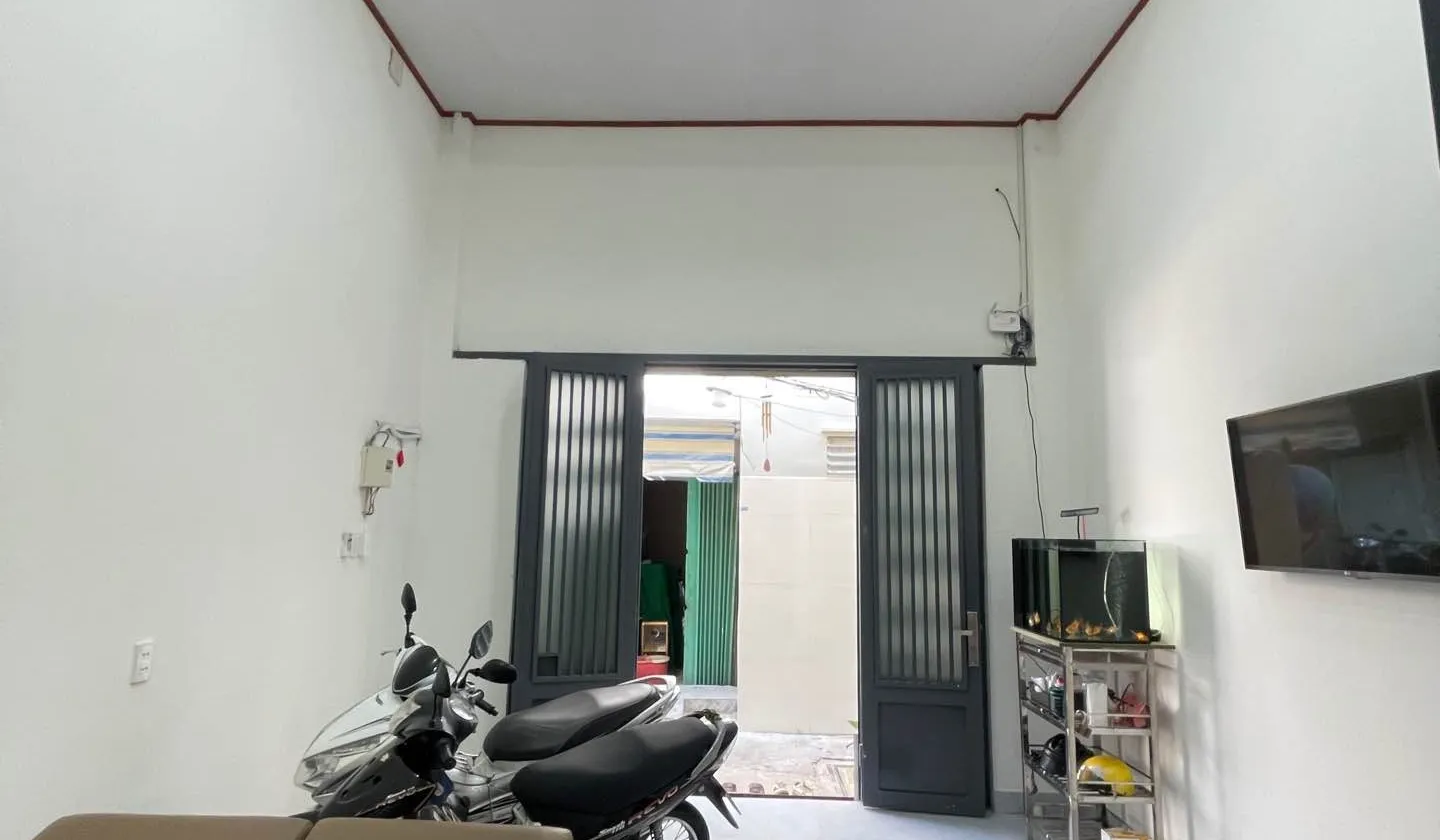 Bán nhà riêng 2 tầng Phường bình tiên hxh diện tích 86,6 m2, pháp lý sổ hồng chính chủ... Bán nhà riêng tại Bình Tiên, Hồ Chí Minh 01