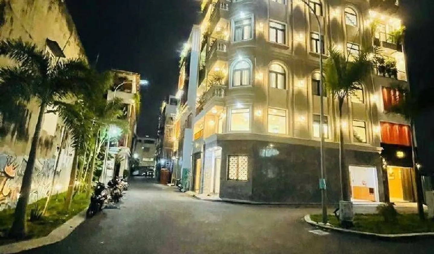 Biệt thự Phân Lô 5 Tầng Đẳng Cấp Tại Trung Tâm Thống Nhất... Bán nhà riêng tại Thông Tây Hội, Hồ Chí Minh 01
