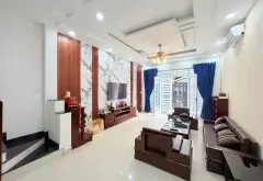 Nhà Đẹp Q.3 mua để ở,

nhà hxh lê văn sỹ trung tâm quận 3

Dt ngang 4.6m dài 10m 4 tầng sân thượng... Bán nhà riêng tại Nhiêu Lộc, Hồ Chí Minh 01