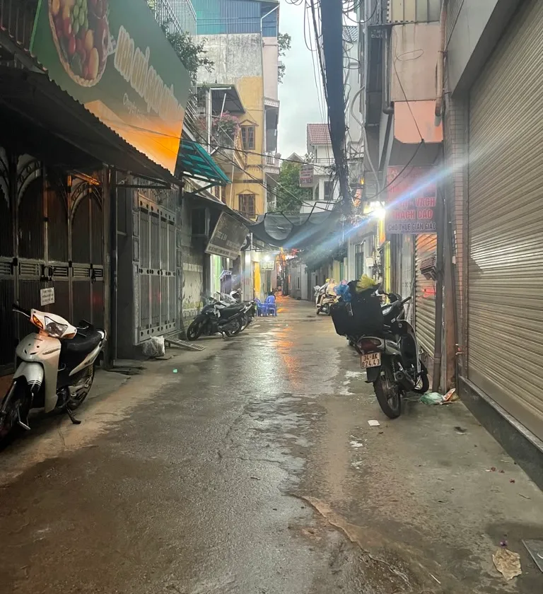 🏡 ĐỊNH CÔNG THƯỢNG – HOÀNG MAI 🏡

✨ Nhỉnh 8 tỷ sở hữu ngay nhà.
👉 46m² - 4 tầng - 6 phòng ngủ
✅... Bán nhà riêng tại Định Công, Hà Nội 01
