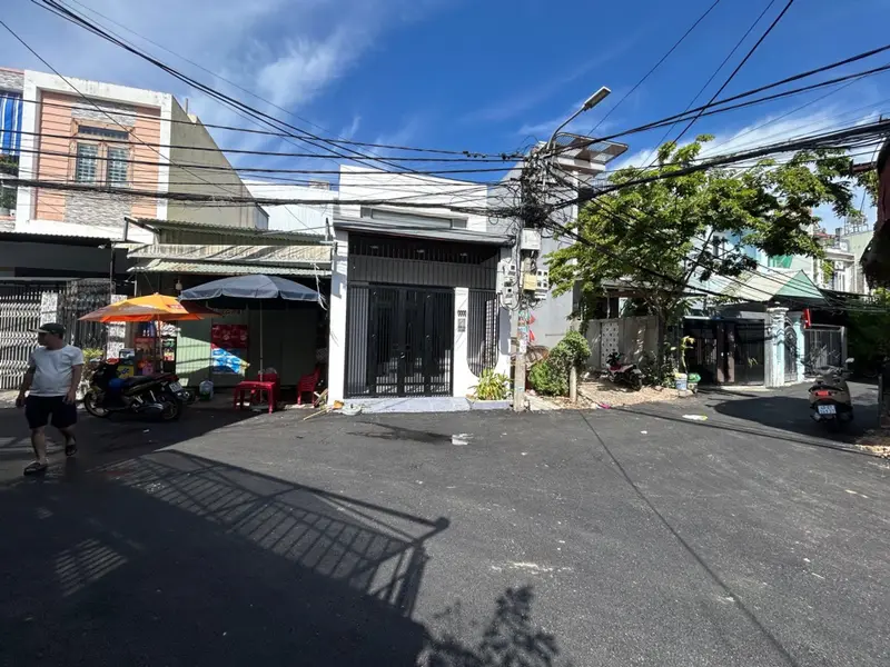 Cơ hội hiếm có sở hữu nhà 2 tầng ngay trung tâm Tôn Đản với giá tốt... Bán nhà riêng tại An Khê, Đà Nẵng 01