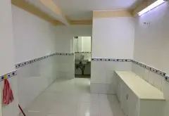 Nhà Hai Tầng Hẻm Xe Hơi -thẳng ra Định tiên Hoàng Q. 1. Giá Sốc Trong Tháng 9... Bán nhà riêng tại Gia Định, Hồ Chí Minh 05
