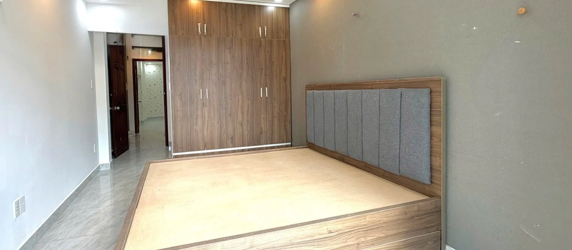 Bán nhà hẻm xe hơi 5 tầng 54m2 có 5 phòng ngủ đường Hoàng Hoa Thám Q. Phú Nhuận , giá chỉ 11.5 tỷ... Bán nhà riêng tại Đức Nhuận, Hồ Chí Minh 01