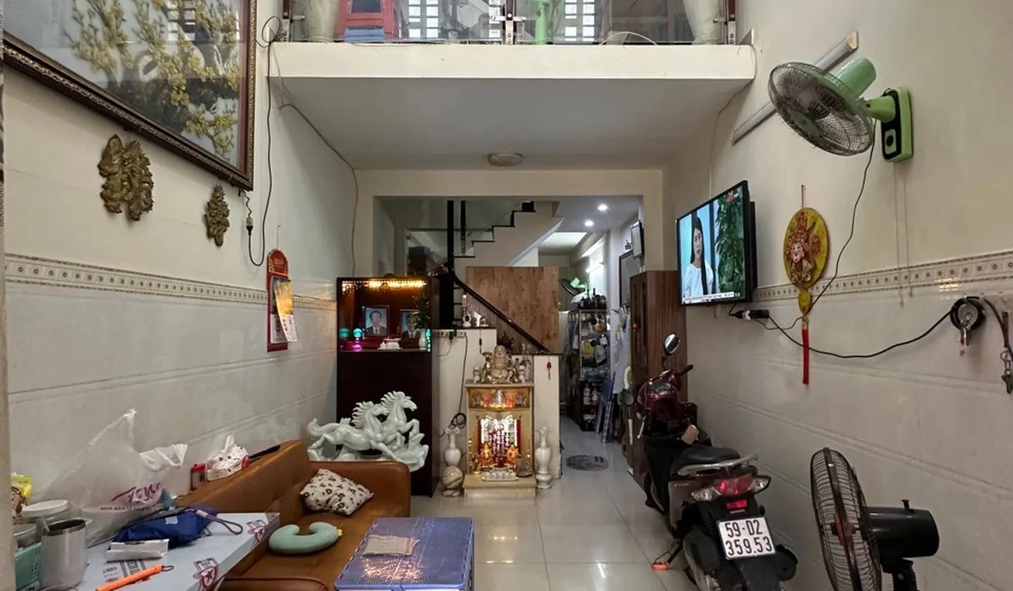 Nhà 4 tầng 4 phòng ngủ giá 4,7 tỷ tại quận Tân Phú... Bán nhà riêng tại Bình Hưng Hòa, Hồ Chí Minh 01