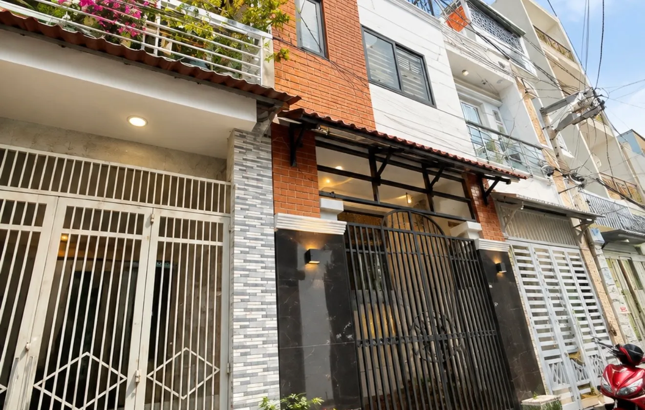Nhà 2 Tầng Mới Tinh Tại Trung Tâm Bình Tân, Tặng Nội Thất - CHI 4TY... Bán nhà riêng tại Bình Trị Đông, Hồ Chí Minh 01
