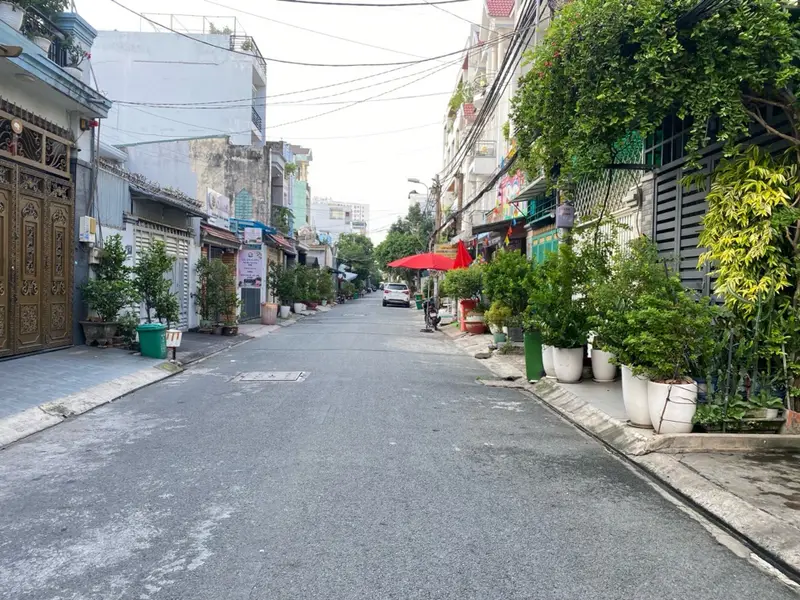 Tòa nhà 48 phòng sầm uất tại Bình Tân, dòng tiền hơn 100 triệu/tháng... Bán nhà mặt phố tại Bình Trị Đông, Hồ Chí Minh 01
