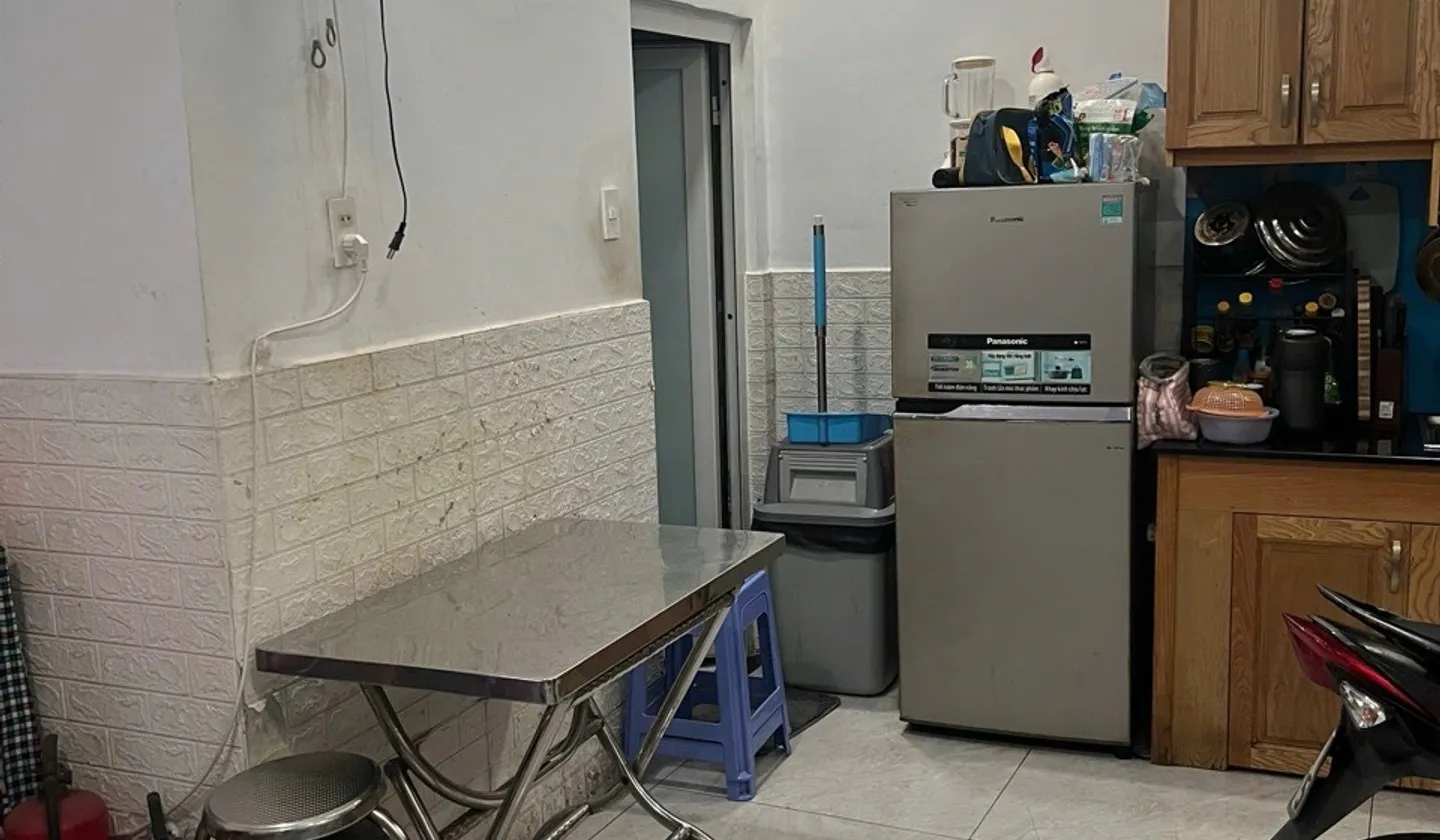 Nhà 3 Tầng Hẻm Thông Gần Nhà Hát Hòa Bình, 5 Phòng Ngủ... Bán nhà riêng tại Vườn Lài, Hồ Chí Minh 01