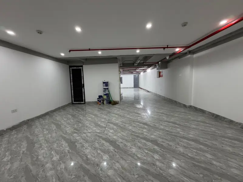Tòa Nhà Dịch Vụ 7 Tầng Đẳng Cấp Tại Quận Hai Bà Trưng... Bán nhà riêng tại Vĩnh Tuy, Hà Nội 01