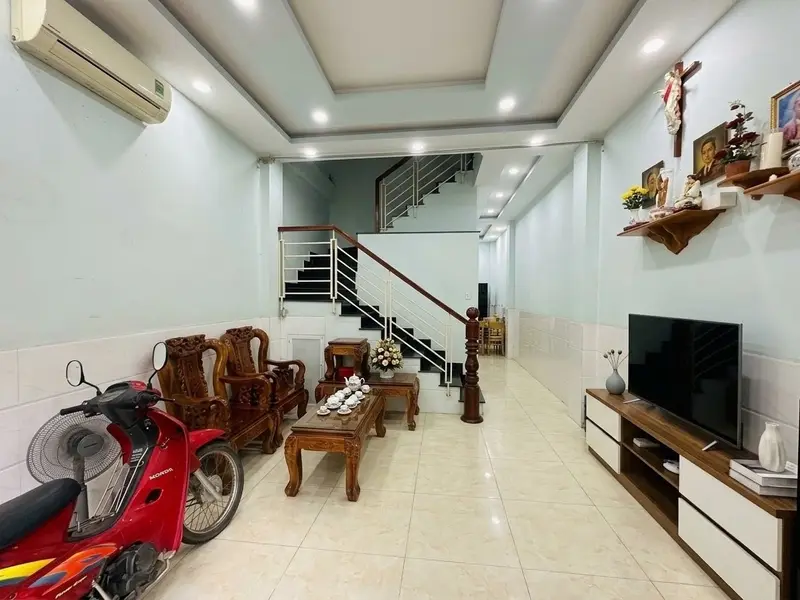 Nhà Tân Bình - Âu Cơ, 4 tầng - ở ngay - CHDV - ngang 4m - dài gần 13m - hơn 8 tỷ.... Bán nhà riêng tại Tân Hòa, Hồ Chí Minh 01