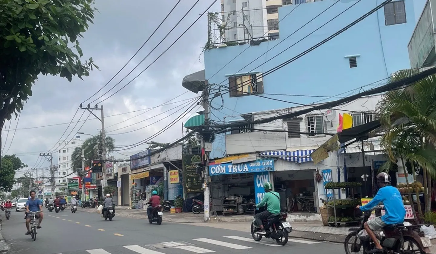Tòa nhà dịch vụ 48 phòng tại Tân Phú, đầu tư sinh lời cực đỉnh... Bán nhà riêng tại Phú Thạnh, Hồ Chí Minh 01