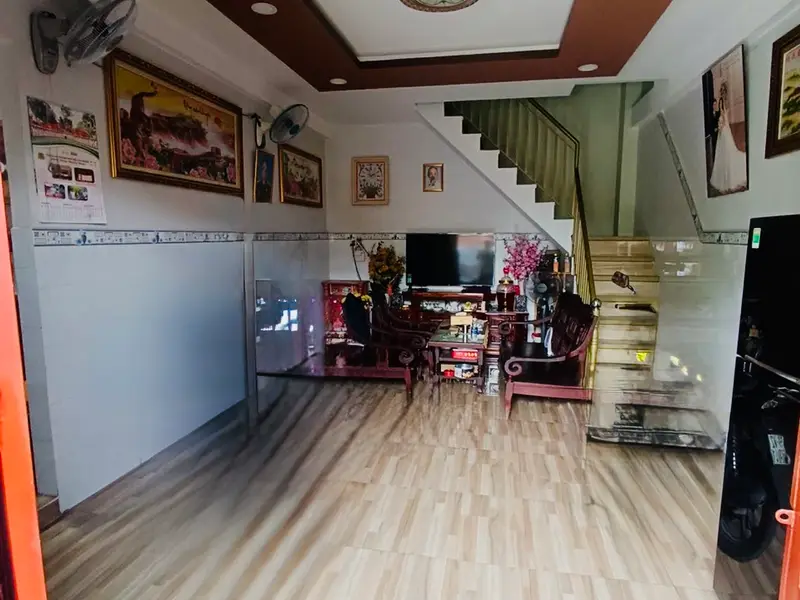 Nhà mặt tiền _ hẻm xe hơi _ Thạnh Lộc _ chỉ hơn 2 tỷ... Bán nhà mặt phố tại An Phú Đông, Hồ Chí Minh 01